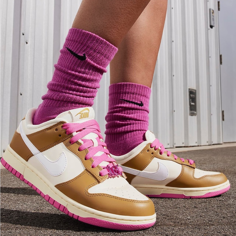 NWT Nike Women’s Dunk Low SE